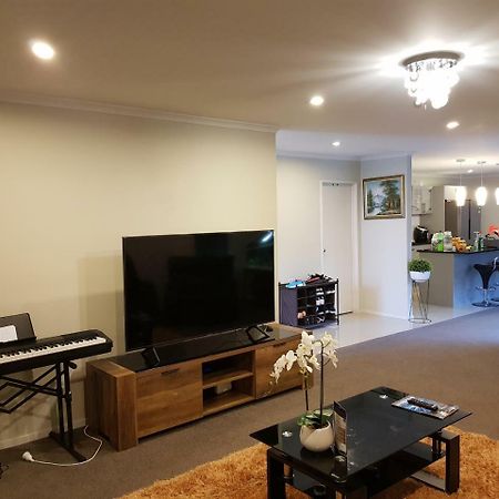 オークランドNorthwest Cozy Houseアパートメント エクステリア 写真