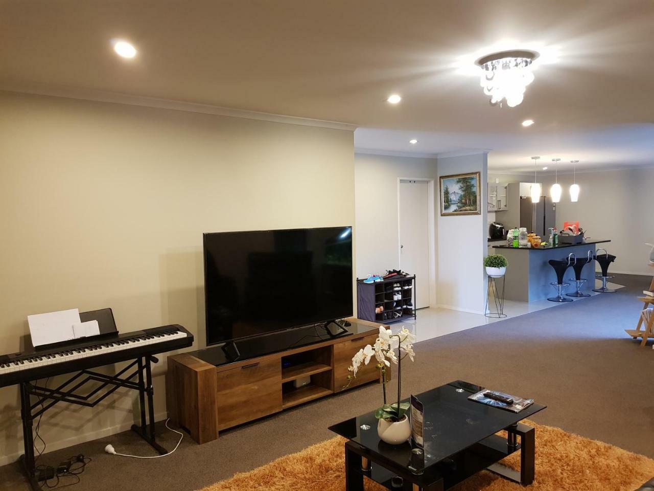オークランドNorthwest Cozy Houseアパートメント エクステリア 写真