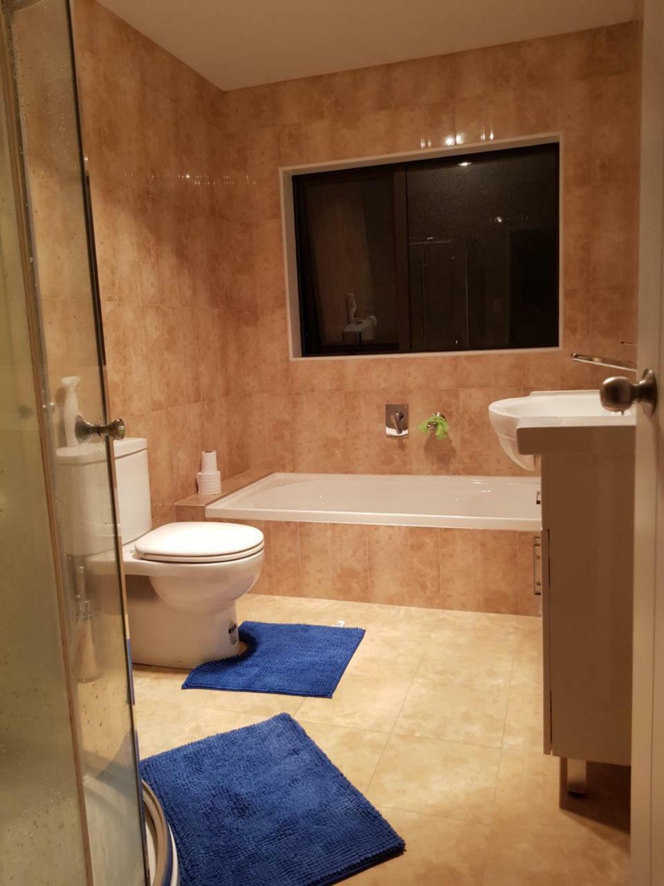 オークランドNorthwest Cozy Houseアパートメント エクステリア 写真