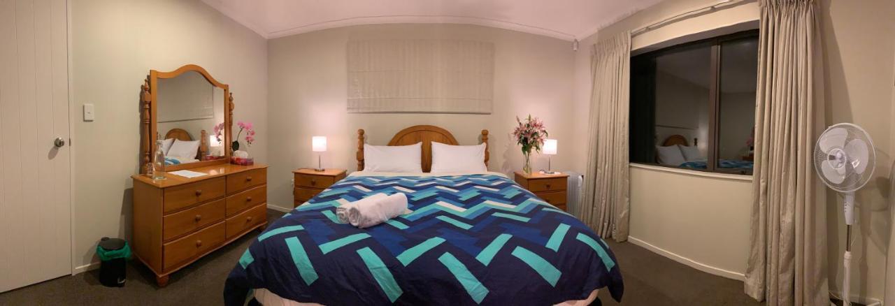 オークランドNorthwest Cozy Houseアパートメント エクステリア 写真