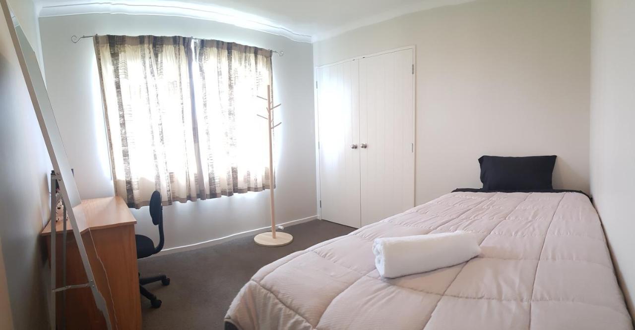 オークランドNorthwest Cozy Houseアパートメント エクステリア 写真